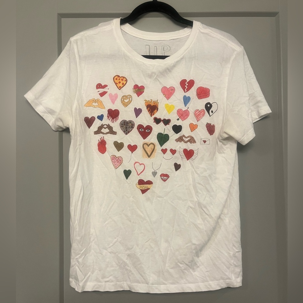 Colorful Heart Pattern Women's Tee